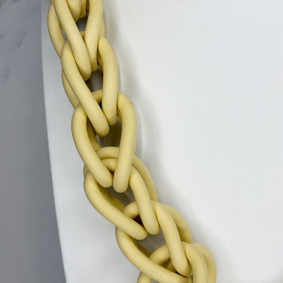 Chunky Pale Yellow Silver Chain Link Statement Necklace Stretchy ✨ - Picture 5 of 9